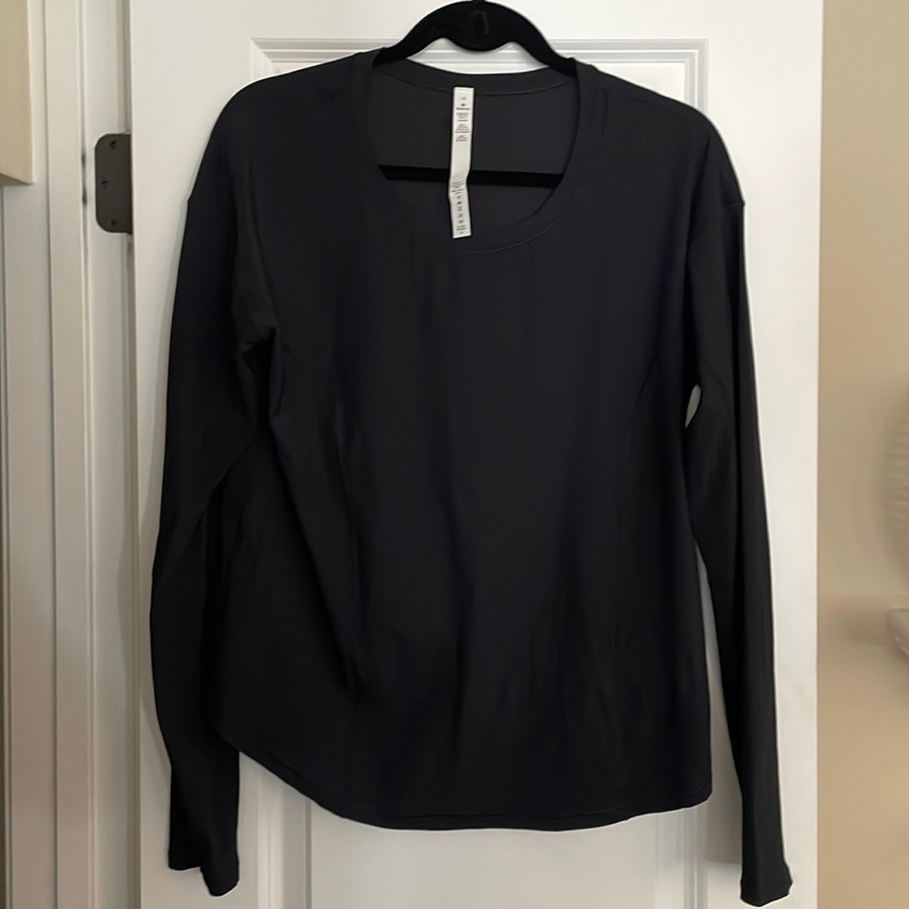 Lululemon long sleeve shirt